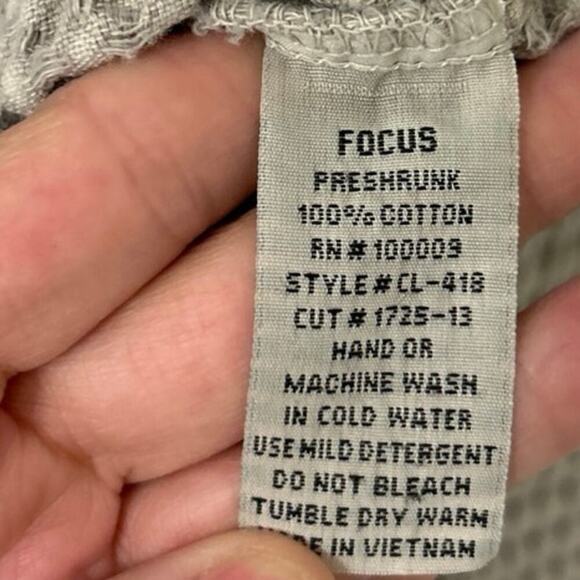 Focus Casual Life Gray Cotton Waffle Knit Embroidered Painted Cardigan Sweater S - Picture 12 of 12